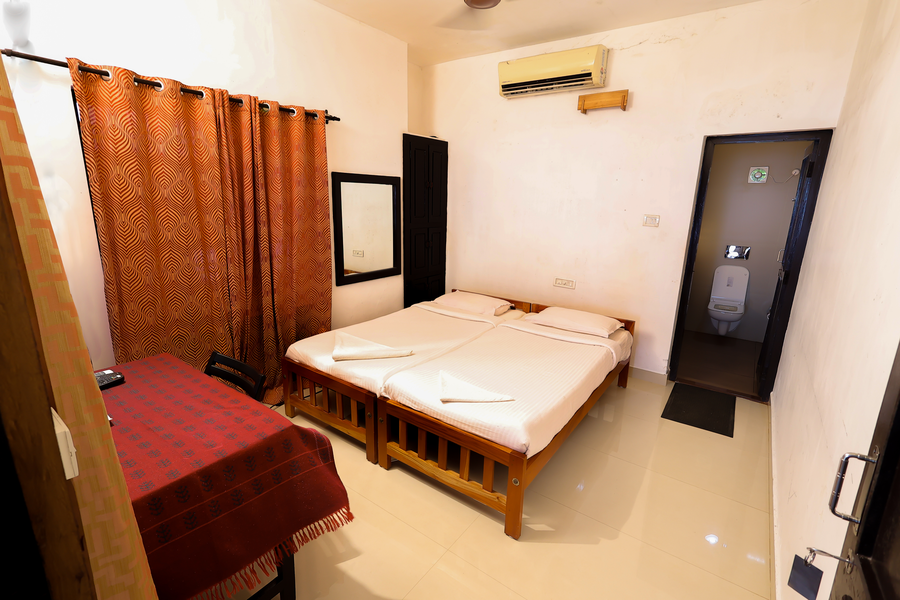 illikkalam lakeside cottages