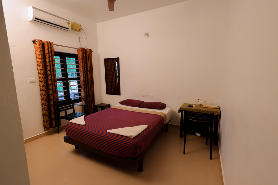 illikkalam lakeside cottages