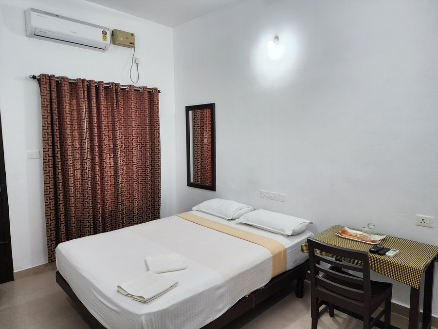 illikkalam lakeside cottages