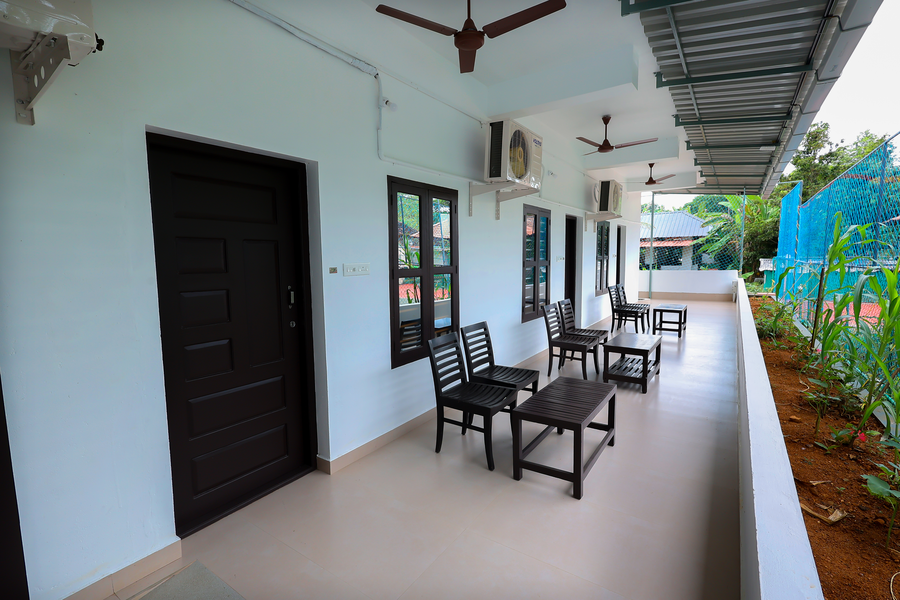 illikkalam lakeside cottages