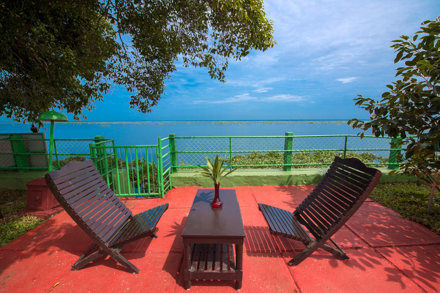 illikkalam lakeside cottages