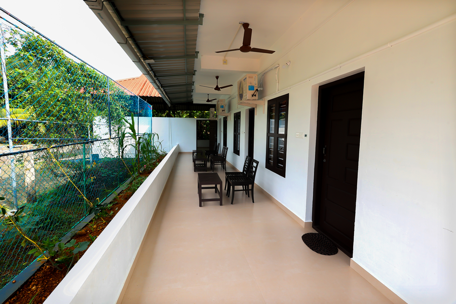 illikkalam lakeside cottages