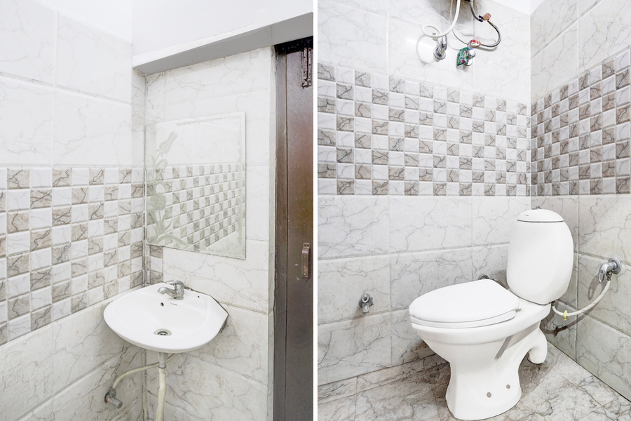 super hotel o tyagi road near railway station