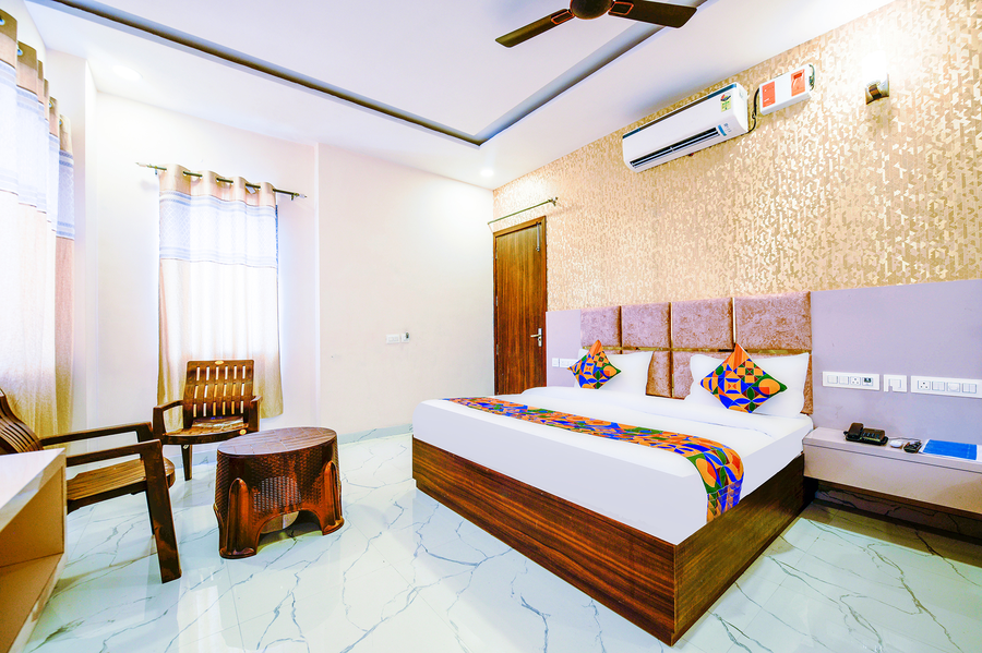 Fabhotel Lohgarh Inn,Near Railway Station,3 star