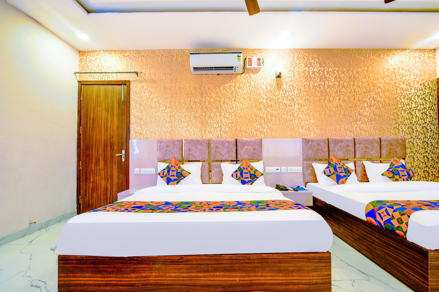 fabhotel lohgarh inn