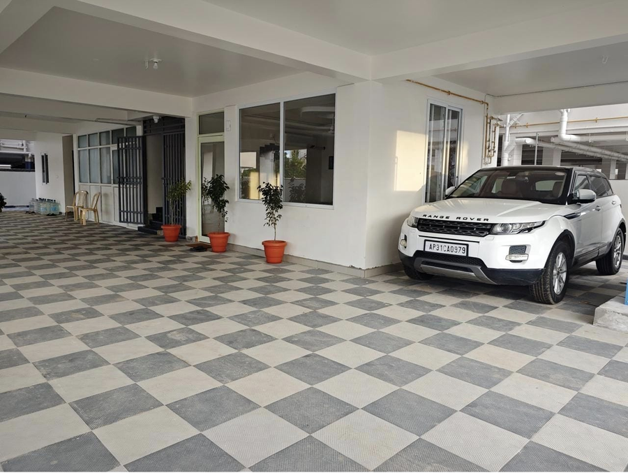 Thoran Stays,,3 star