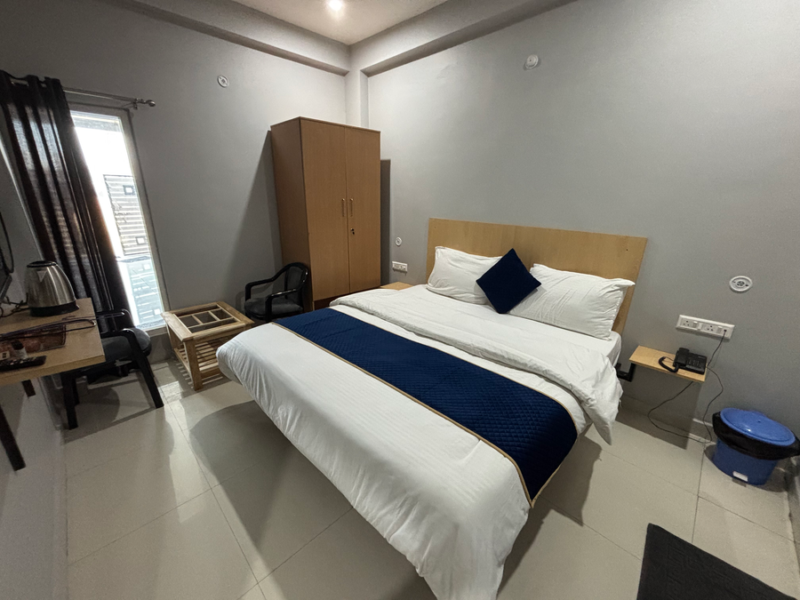 The Renaya Hotel,Snac2,3 star