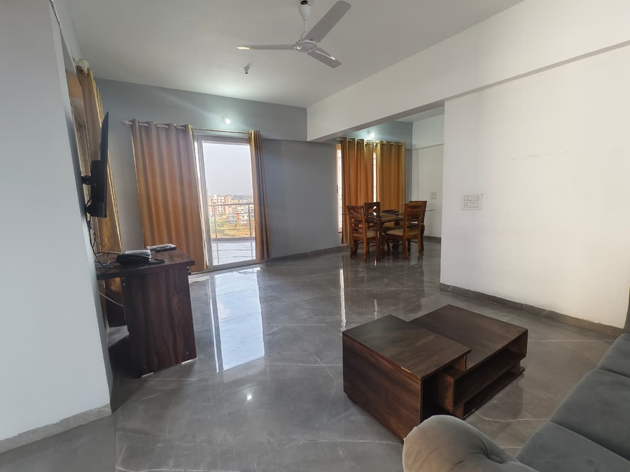 hotel vaishnavi heights solapur