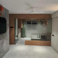 hotel vaishnavi heights solapur