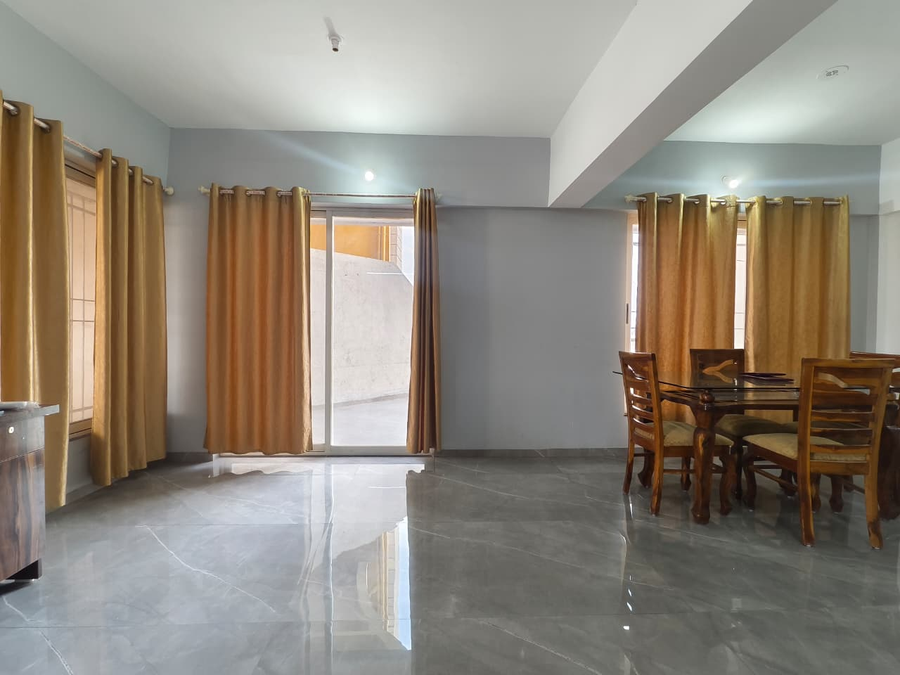 hotel vaishnavi heights solapur