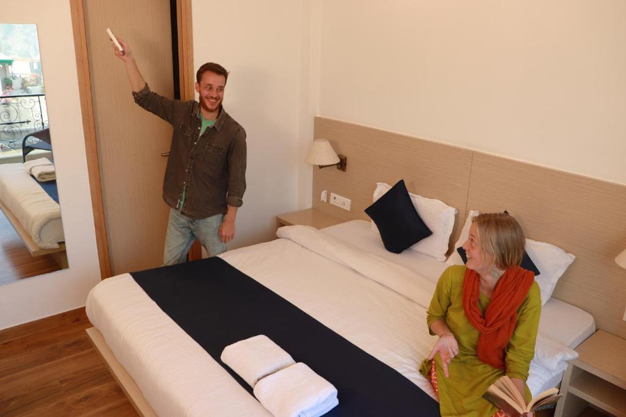 the blue jay hostel dorms and rooms