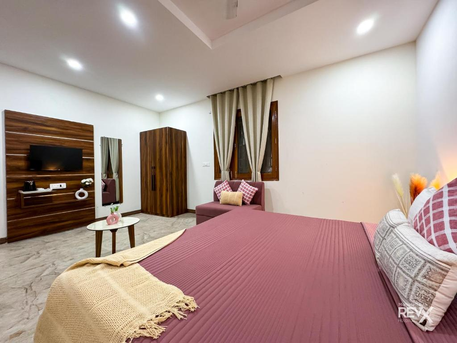 guru sadan a luxe stay