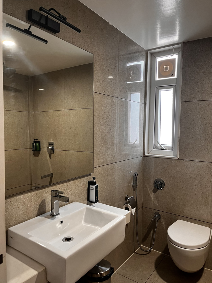 hotel the qubice kolhapur