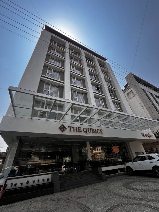 hotel the qubice kolhapur