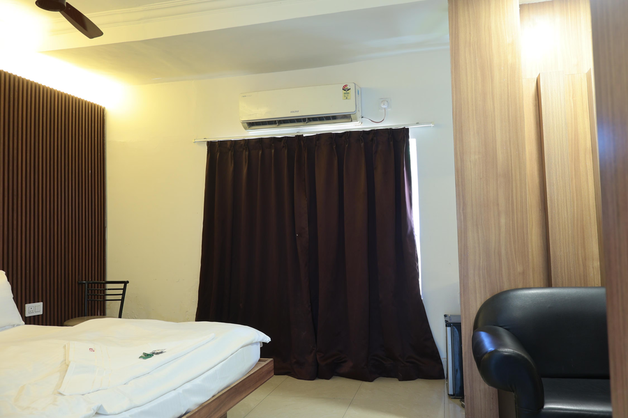 hotel sudarshan palace