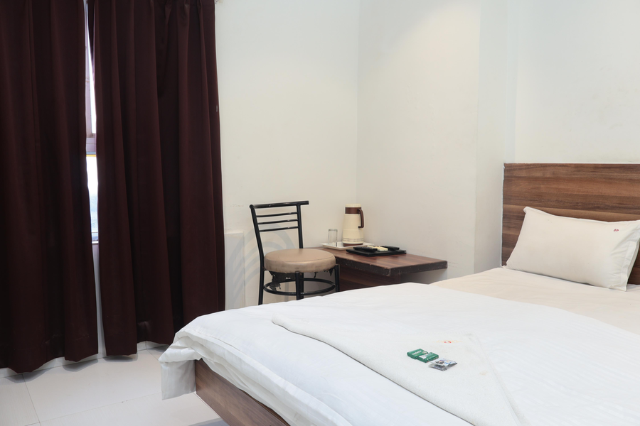 hotel sudarshan palace