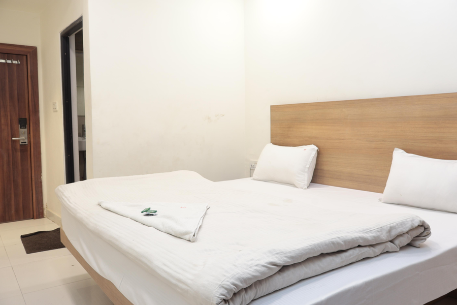 hotel sudarshan palace