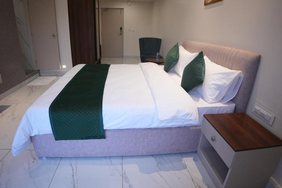 ak castle suites
