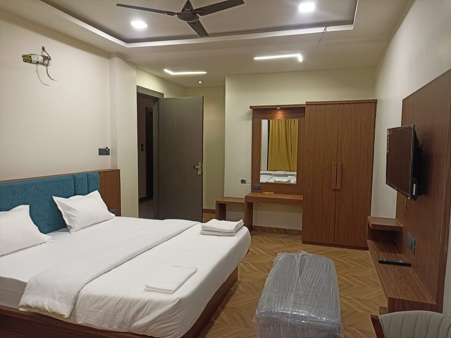hotel prakhyat