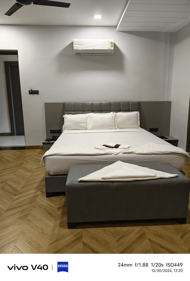 hotel prakhyat