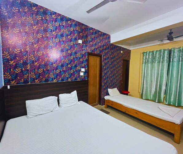 h k residency near kalakshetra