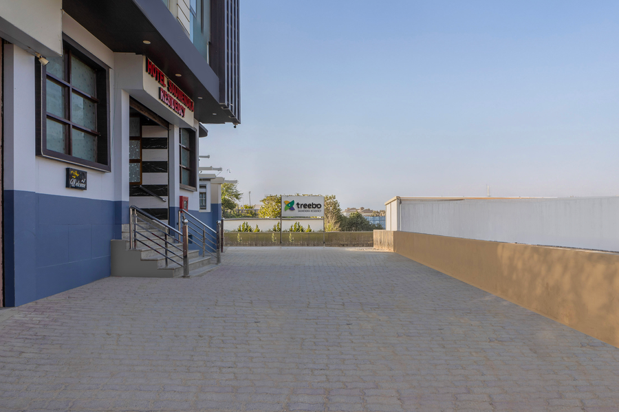 treebo saumendra residency