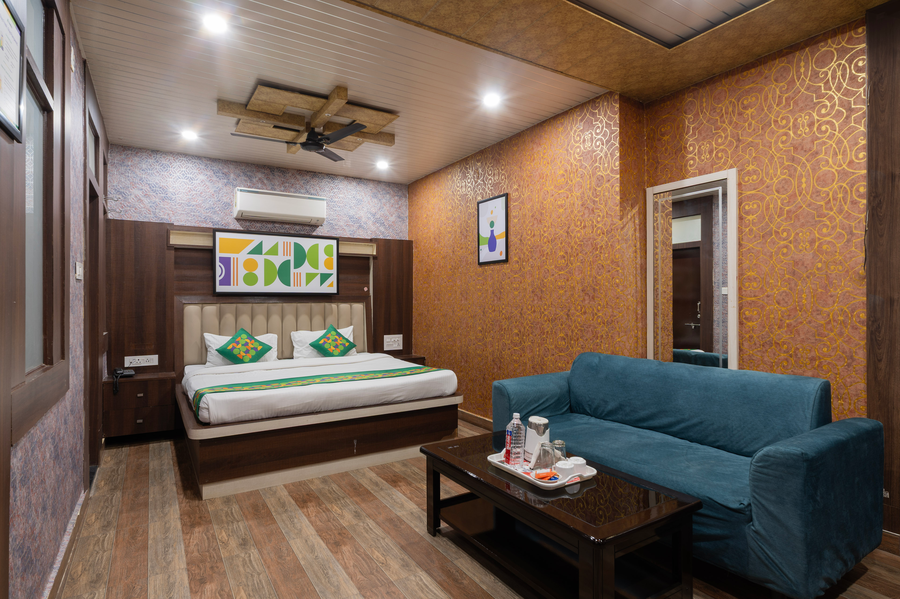 treebo saumendra residency