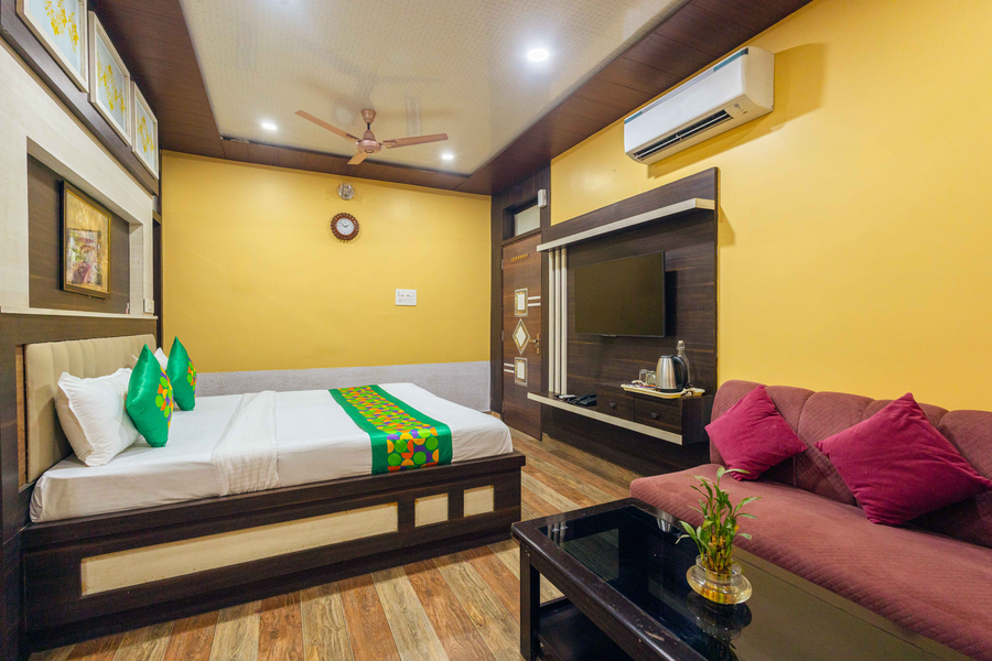 treebo saumendra residency