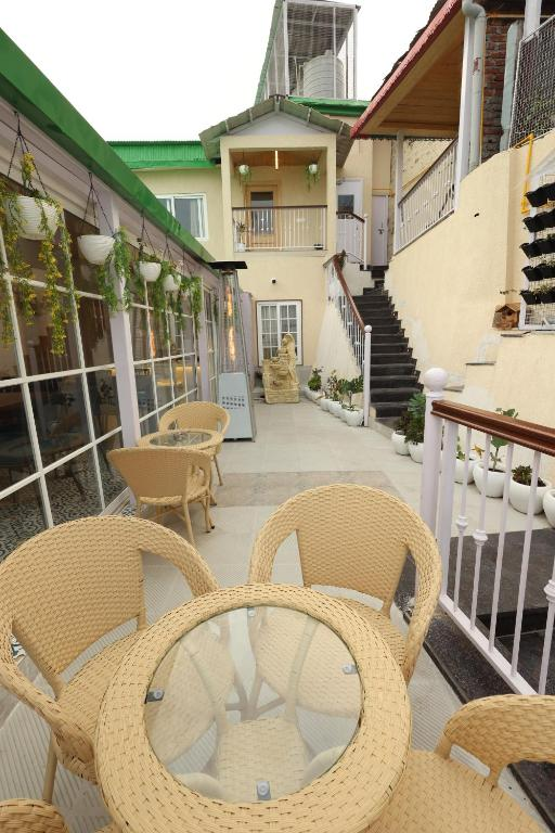 bummys by vyaana retreats