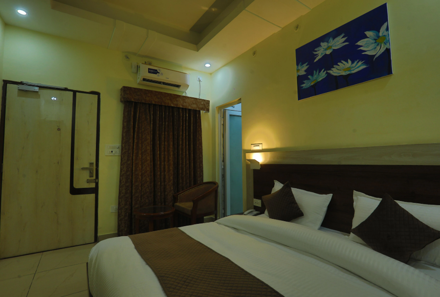 hotel the glory