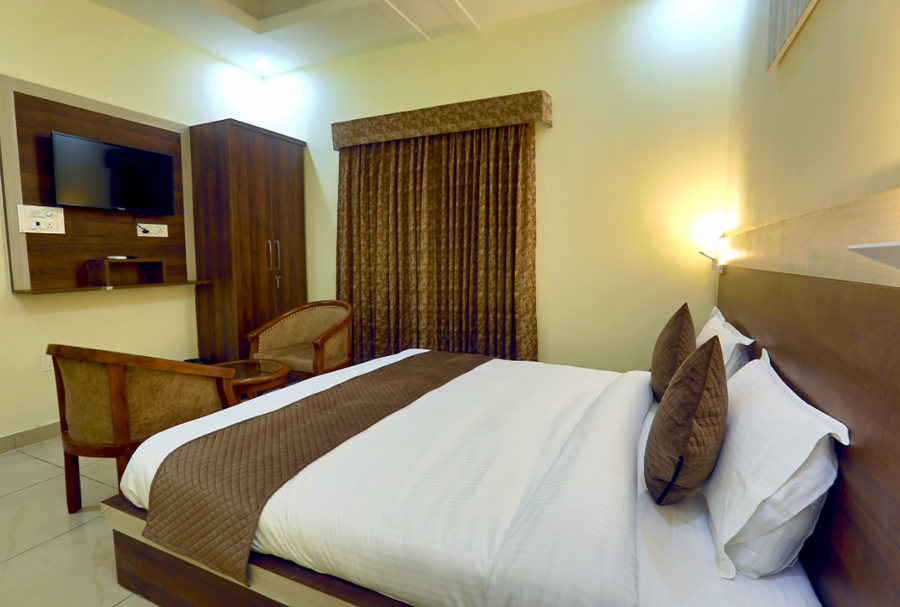 hotel the glory