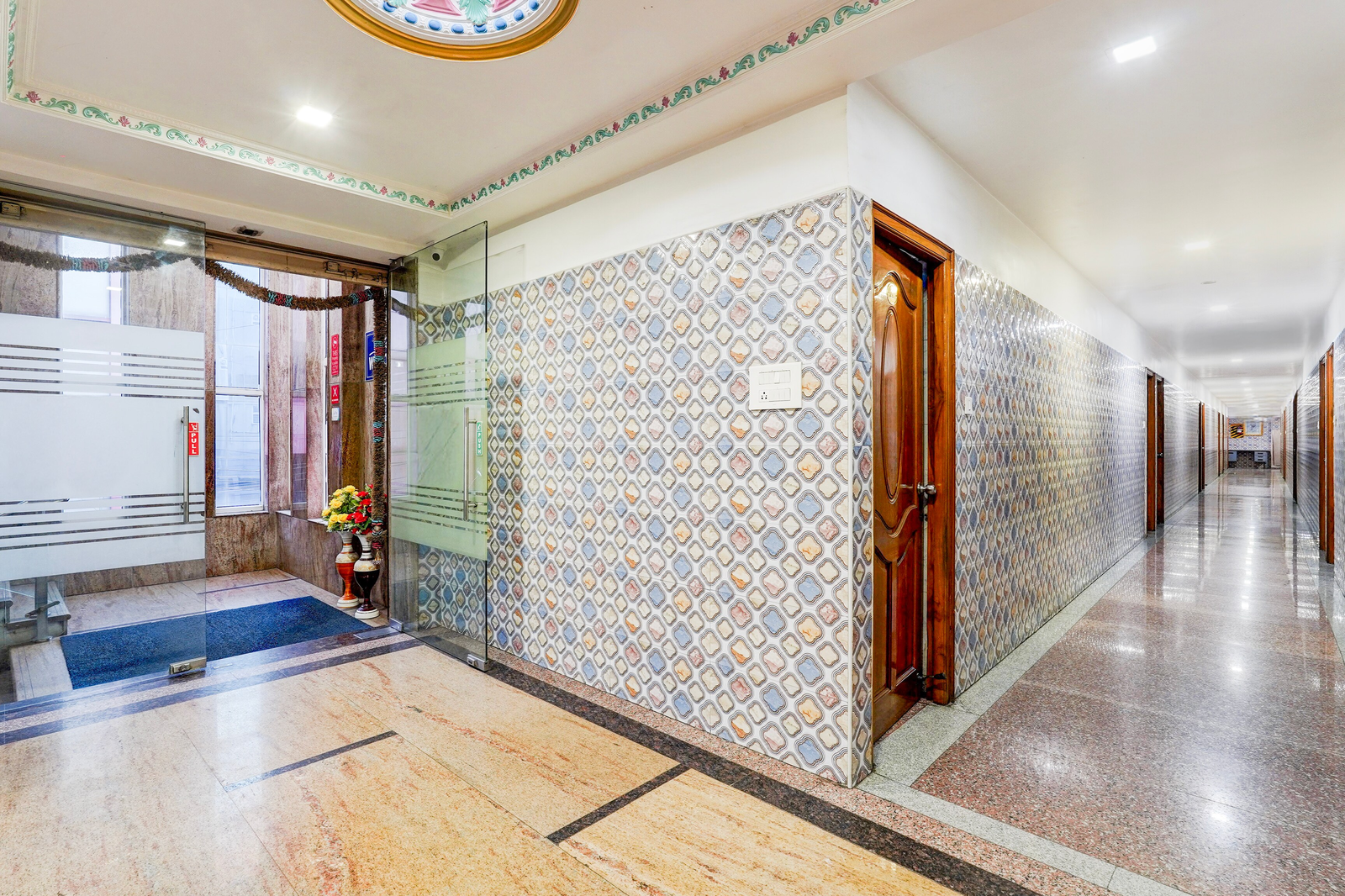 Super Hotel O Arcot Road Porur,,3 star