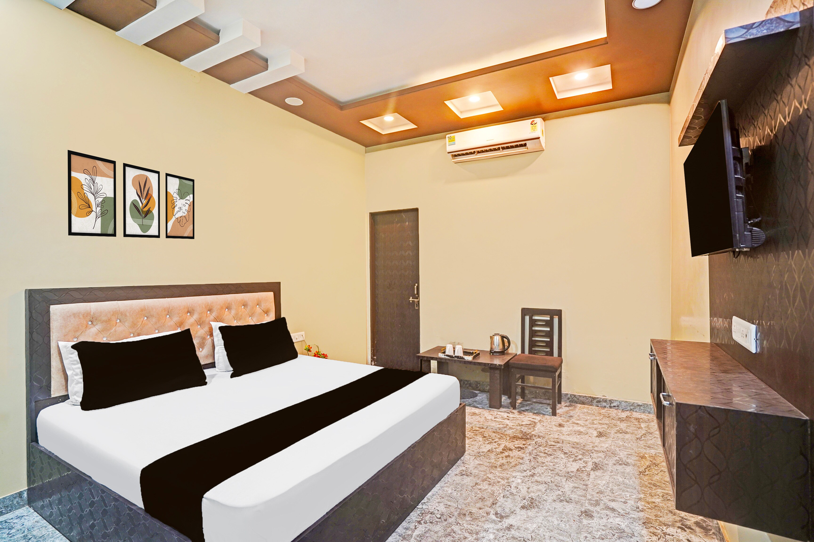 hotel o mansarovar sector 8 formerly hotel kv palace