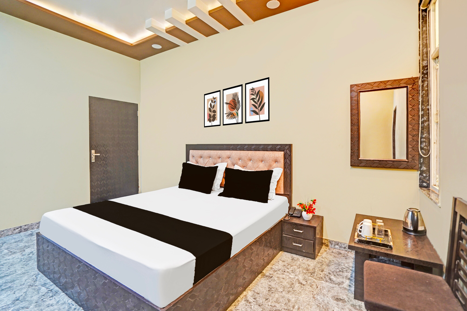 hotel o mansarovar sector 8 formerly hotel kv palace