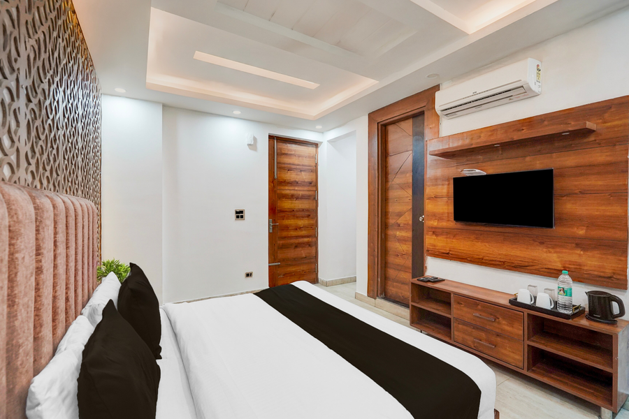 super townhouse haridwar road near rispana pul dehradun