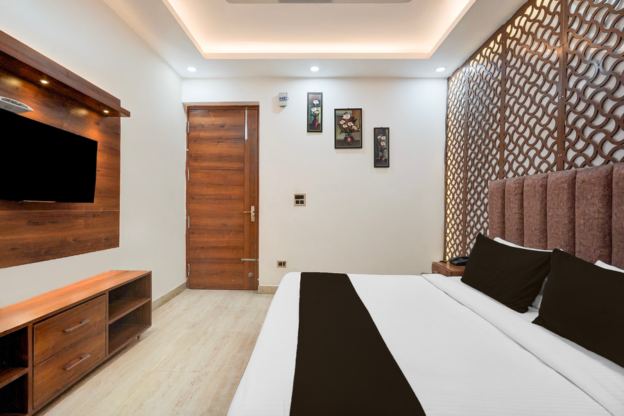 super townhouse haridwar road near rispana pul dehradun