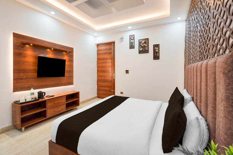 super townhouse haridwar road near rispana pul dehradun