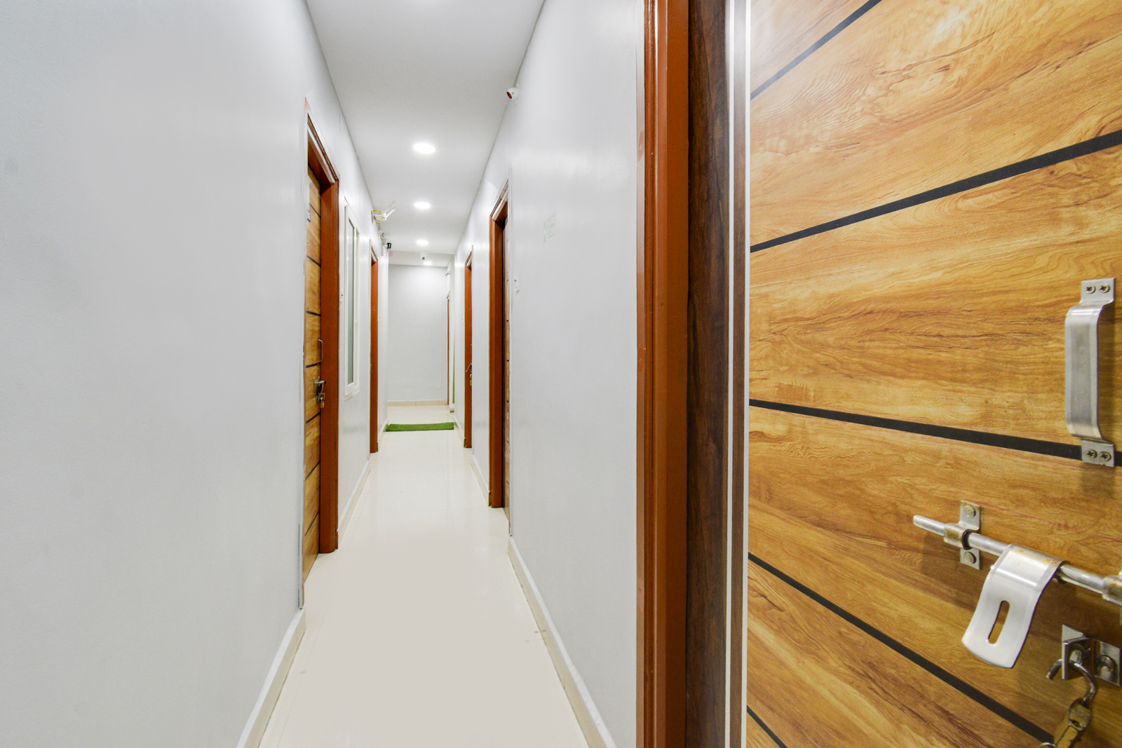 hotel o moula ali near amr planet