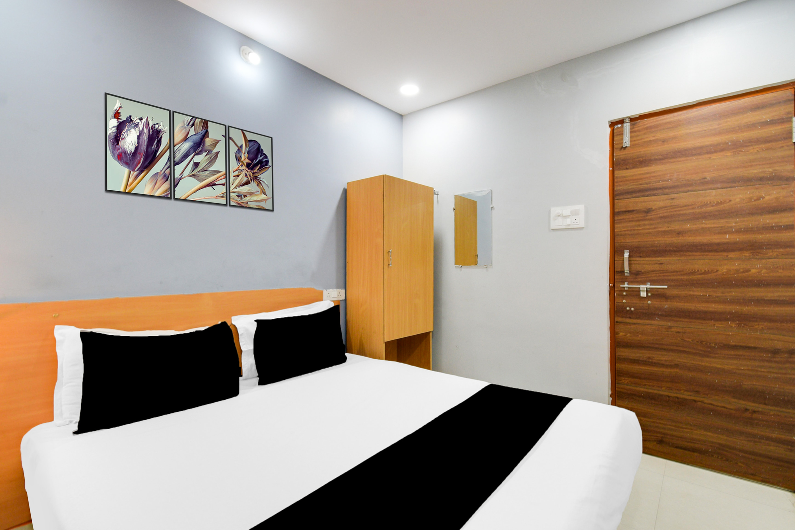 hotel o moula ali near amr planet