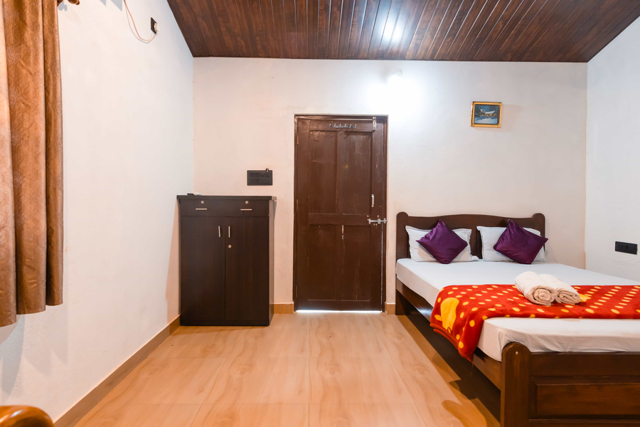 peacock cottages with private pool saligao