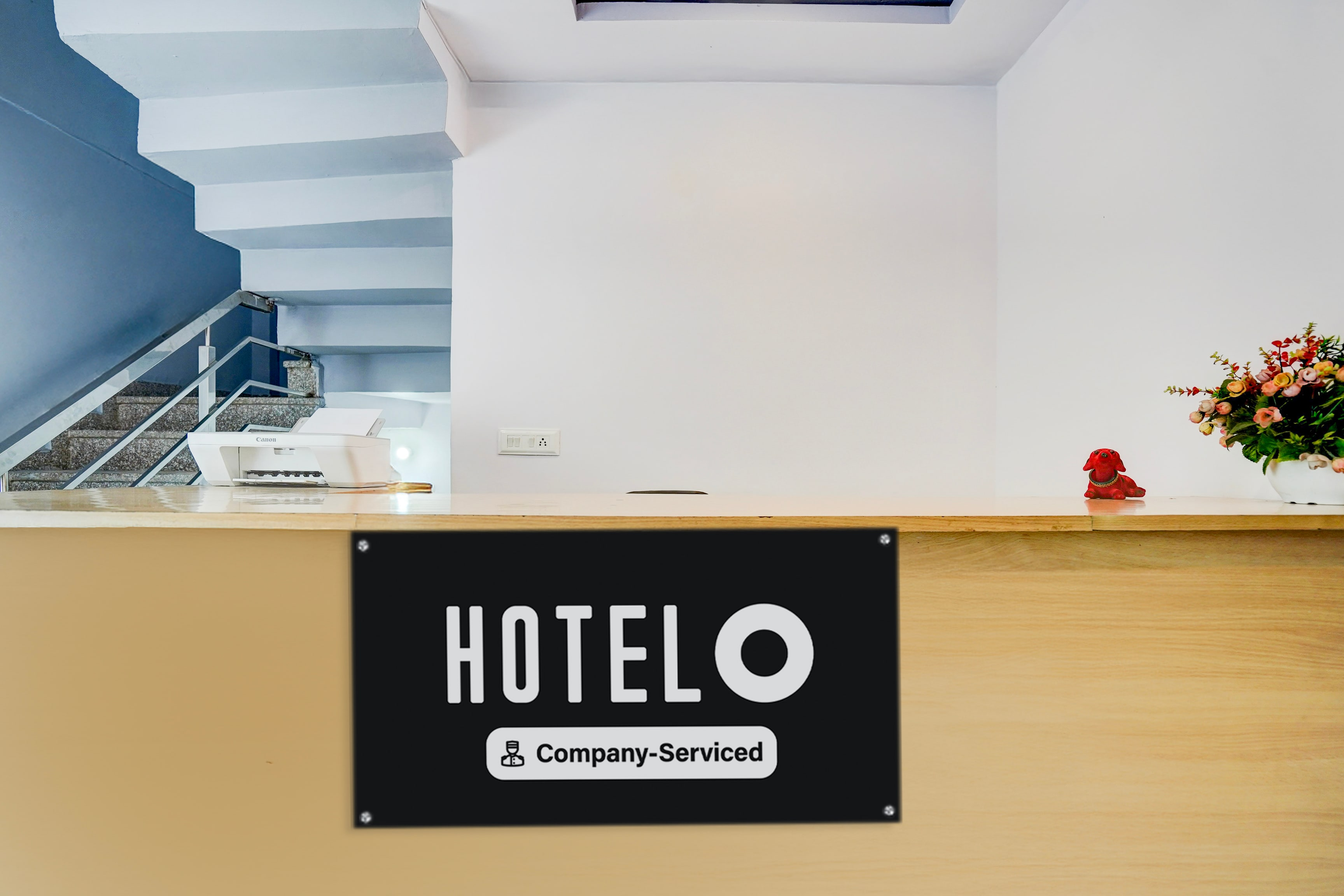 super hotel o gomti nagar near amity formerly hotel green apple