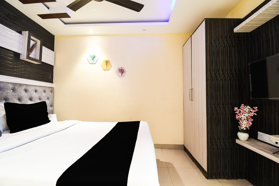 super collection o hirak road dhanbad formerly hirak inn