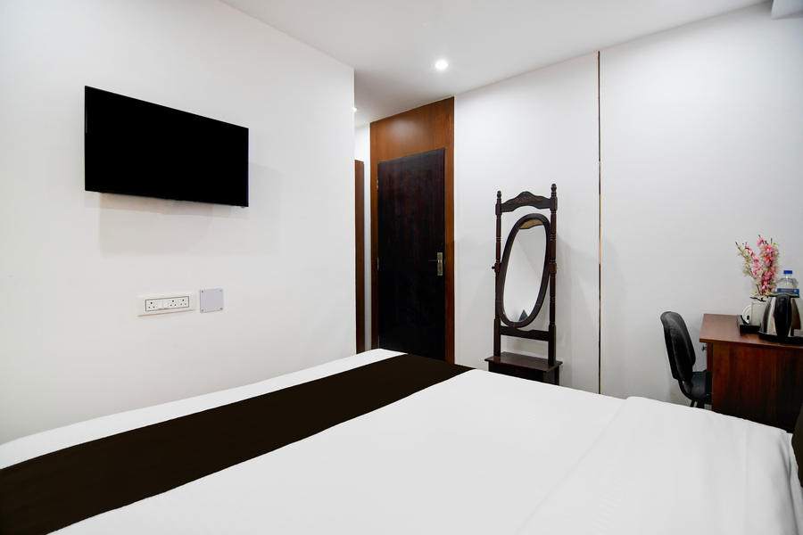 super collection o chinar park near airport