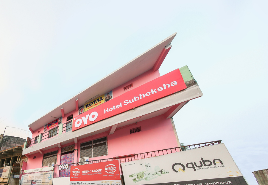 super hotel o subheksha