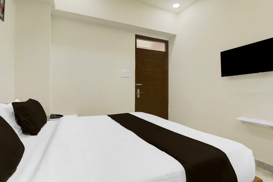 super collection o kakadeo kanpur formerly hotel avon