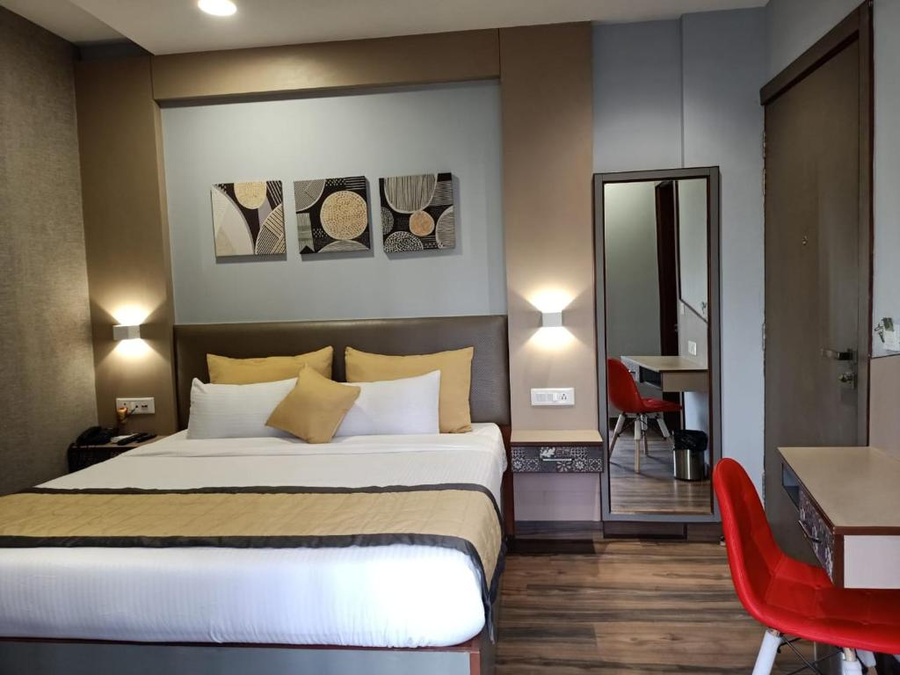 western blu paschim vihar