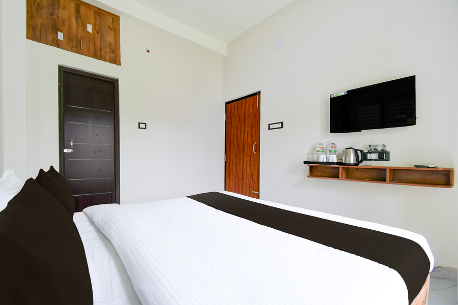 super collection o vip road near golden beach