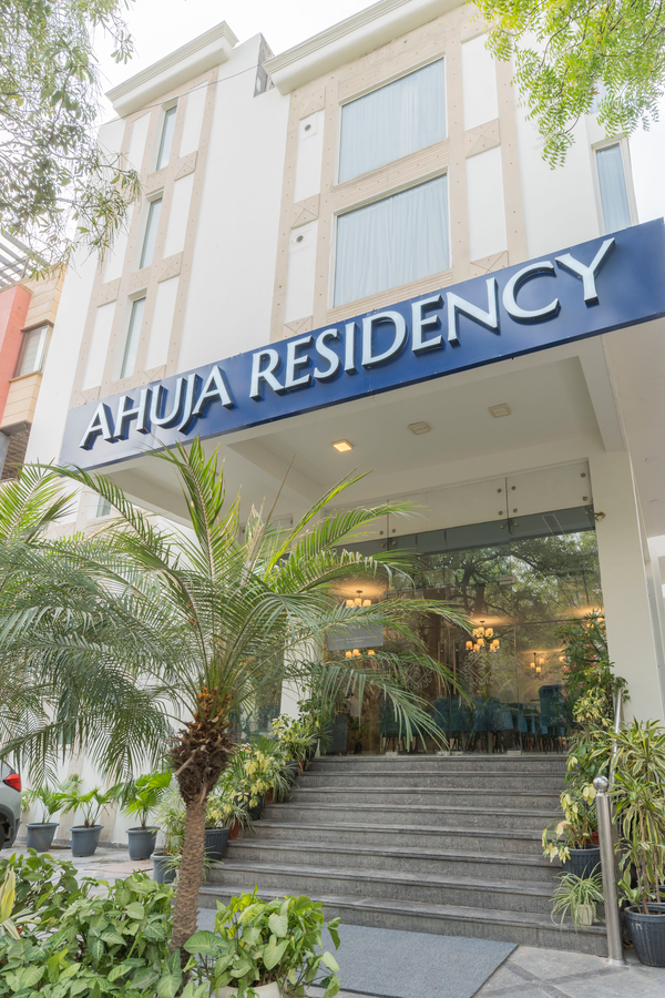ahuja residency sage