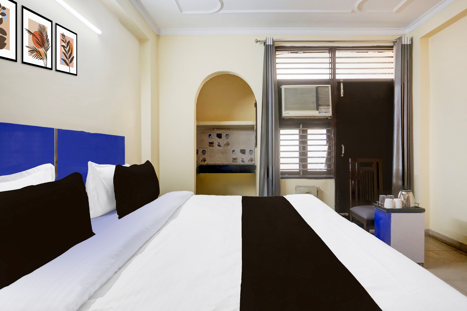 hotel o sheetla colony