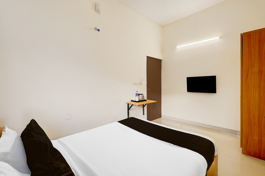 super townhouse nanganallur near chennai airport
